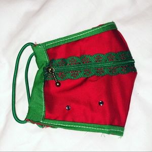 Christmas “zip the lips” face mask